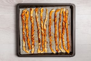 Preparazione Grissini al pomodoro con crema di melanzane - Fase 3