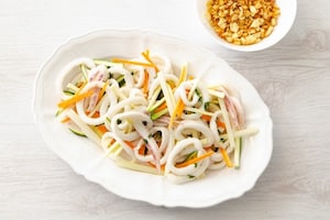 Preparazione Insalata di calamari, verdure e briciole croccanti - Fase 4