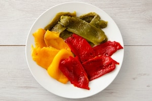 Preparazione Involtini di peperoni al tonno - Fase 3