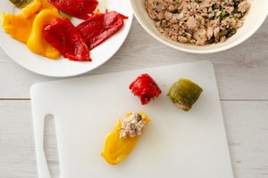 Preparazione Involtini di peperoni al tonno - Fase 3