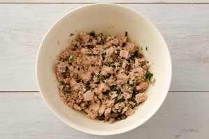 Preparazione Involtini di peperoni al tonno - Fase 2