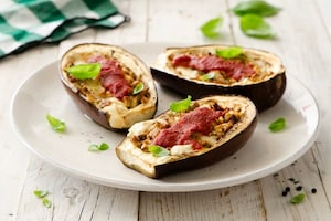 Preparazione Melanzane ripiene con mozzarella - Fase 4