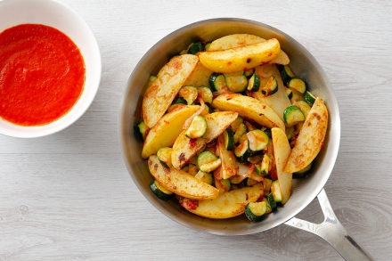 Preparazione Padellata di verdure con crema di peperoni abbrustoliti - Fase 5 Preparazione Padellata di verdure con crema di peperoni abbrustoliti - Fase 5