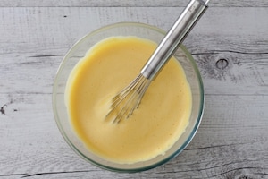 Preparazione Tiramisù alle ciliegie e zabaione - Fase 2