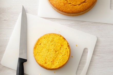 Preparazione Torta a piani con crema profumata al lime - Fase 3 Preparazione Torta a piani con crema profumata al lime - Fase 3