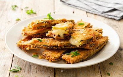 Zucchine impanate ripiene al formaggio