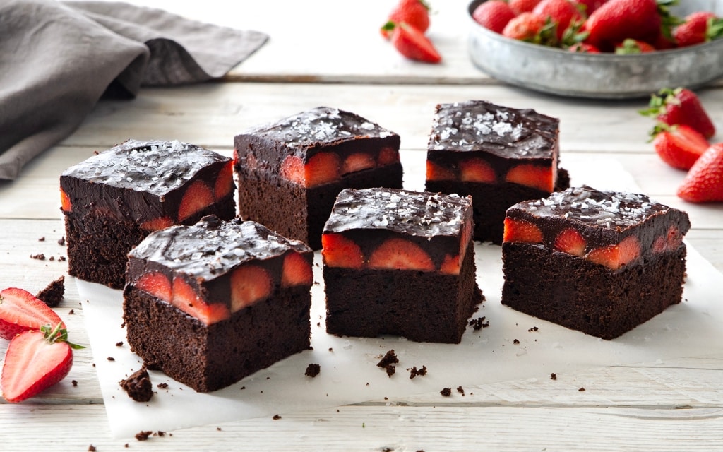 Brownies al cioccolato e fragole