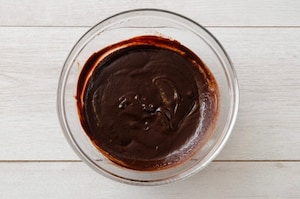 Preparazione Brownies al cioccolato e fragole - Fase 4