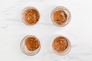 Preparazione Cheesecake di pesche, cacao e amaretti - Fase 1