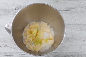 Preparazione Fagottini alle pesche - Fase 1