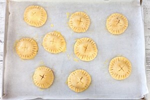 Preparazione Fagottini alle pesche - Fase 3