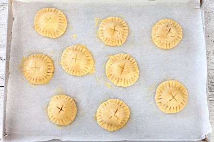 Preparazione Fagottini alle pesche - Fase 3 Preparazione Fagottini alle pesche - Fase 3