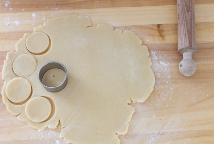 Preparazione Fagottini alle pesche - Fase 2 Preparazione Fagottini alle pesche - Fase 2