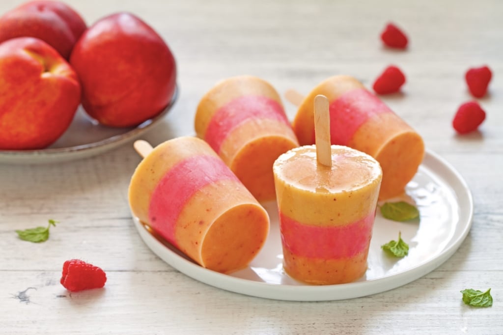 Ricetta Ghiaccioli Bicolore Alle Pesche E Lamponi Cucchiaio D Argento