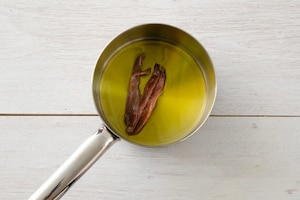 Preparazione Melanzane alle acciughe - Fase 2