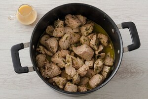 Preparazione Spezzatino ai sei profumi - Fase 2