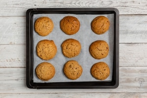 Preparazione Cookies al cioccolato bianco e lamponi - Fase 2