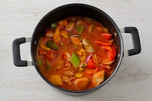 Preparazione Cous cous allo zafferano con spezzatino ai peperoni - Fase 3