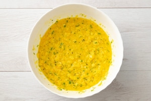 Preparazione Frittata di pane - Fase 2