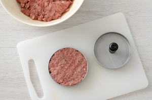 Preparazione Hamburger di carne - Fase 2