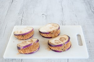 Preparazione Melanzane farcite a fette - Fase 2