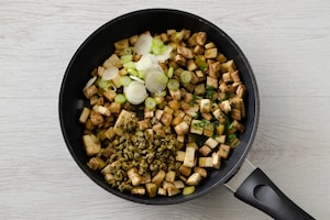 Preparazione Pomodori ripieni di melanzane - Fase 2