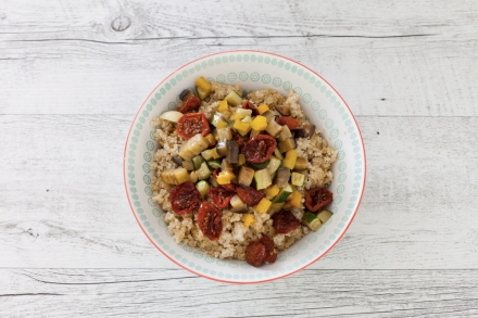 Preparazione Quinoa con verdure - Fase 3 Preparazione Quinoa con verdure - Fase 3