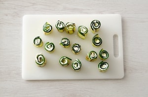 Preparazione Sushi di zucchine con mousse al parmigiano e mortadella - Fase 3