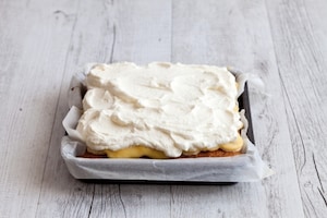 Preparazione Torta banane e crema pasticciera - Fase 4