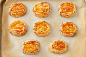 Preparazione Tortine di frolla alle albicocche - Fase 4