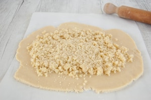 Preparazione Galette alle prugne - Fase 3