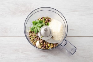 Preparazione Lasagne ai pistacchi e taleggio - Fase 1