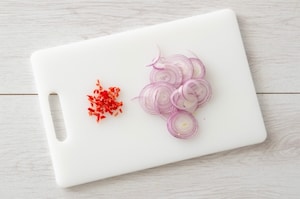 Preparazione Linguine con baccalà, uvetta e cavolo nero - Fase 4