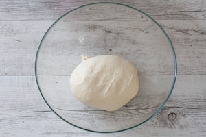 Preparazione Panini morbidi allo yogurt e semi misti  - Fase 2