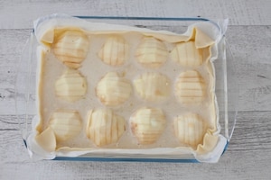 Preparazione Torta di mele in teglia - Fase 4