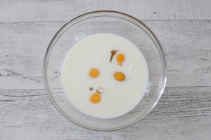 Preparazione Torta di mele in teglia - Fase 2