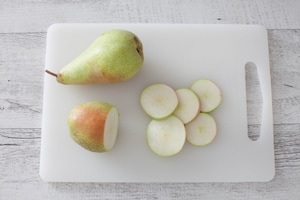 Preparazione Tortine rovesciate alle pere e cocco  - Fase 1