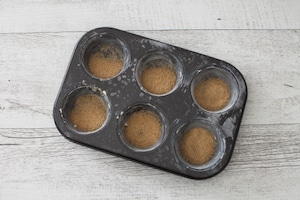 Preparazione Tortine rovesciate alle pere e cocco  - Fase 1