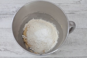 Preparazione Tortine rovesciate alle pere e cocco  - Fase 3