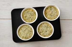 Preparazione Tortini di cous cous, merluzzo e pomodorini al finocchietto - Fase 4
