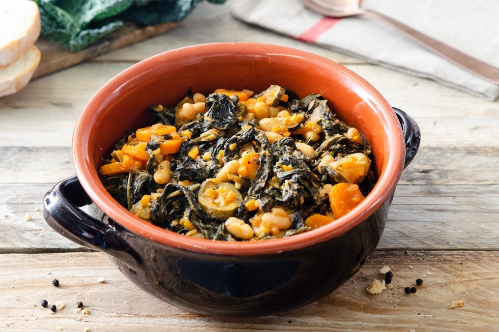 Zuppa di cavolo nero con pane toscano ricetta