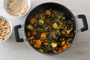 Preparazione Zuppa di cavolo nero con pane toscano - Fase 3