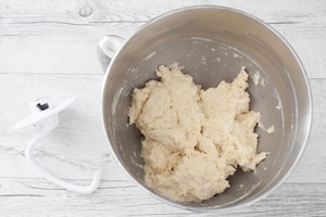 Preparazione Danubio salato allo yogurt  - Fase 1