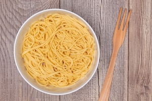 Preparazione Frittatine di pasta alla napoletana - Fase 1