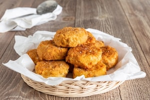 Preparazione Frittatine di pasta alla napoletana - Fase 4