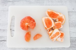 Preparazione Insalata autunnale di radicchio, agrumi e pistacchi  - Fase 1