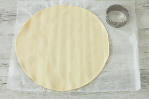 Preparazione Mini quiches con mozzarella, salsiccia e broccoli  - Fase 1