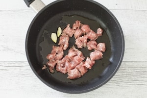 Preparazione Mini quiches con mozzarella, salsiccia e broccoli  - Fase 2
