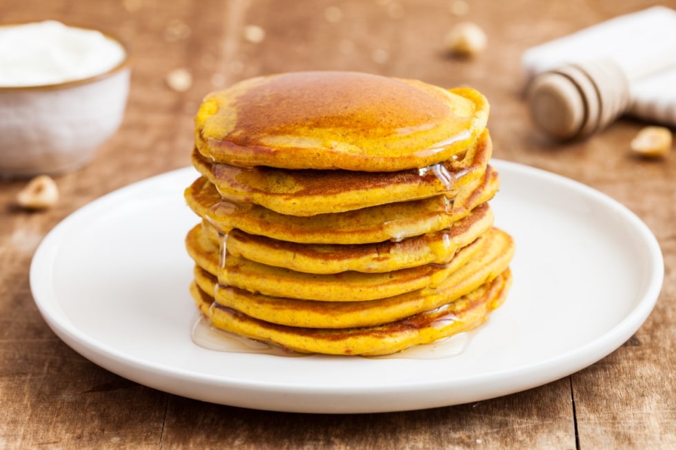 Pancake alla curcuma ricetta