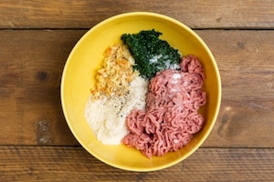 Preparazione Polpette di tacchino in umido con patate - Fase 3